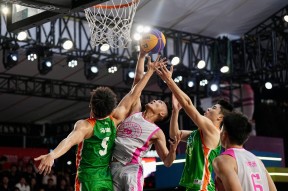 今年会体育网站-一场震撼的篮球比赛令人瞠目结舌(一场精彩的篮球比赛片段)