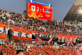 今年会娱乐-精彩瞬间回放：篮球场上的激情对决的简单介绍