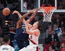 开拓者打森林狼