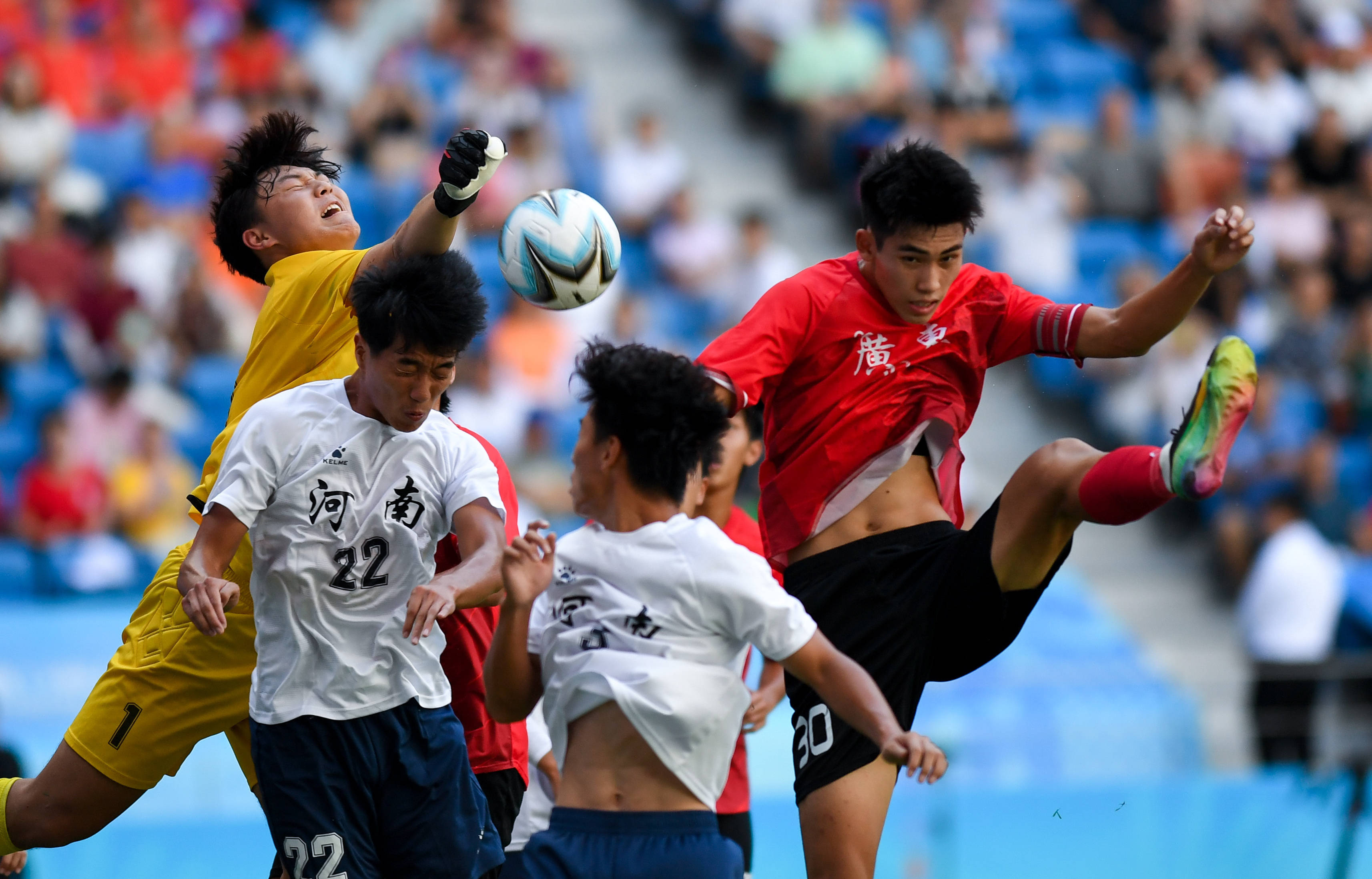 广东力压湖北，在主场再度夺冠争夺的简单介绍