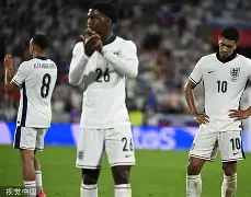 包含射击高手稳操胜券，小组头名毫无悬念的词条